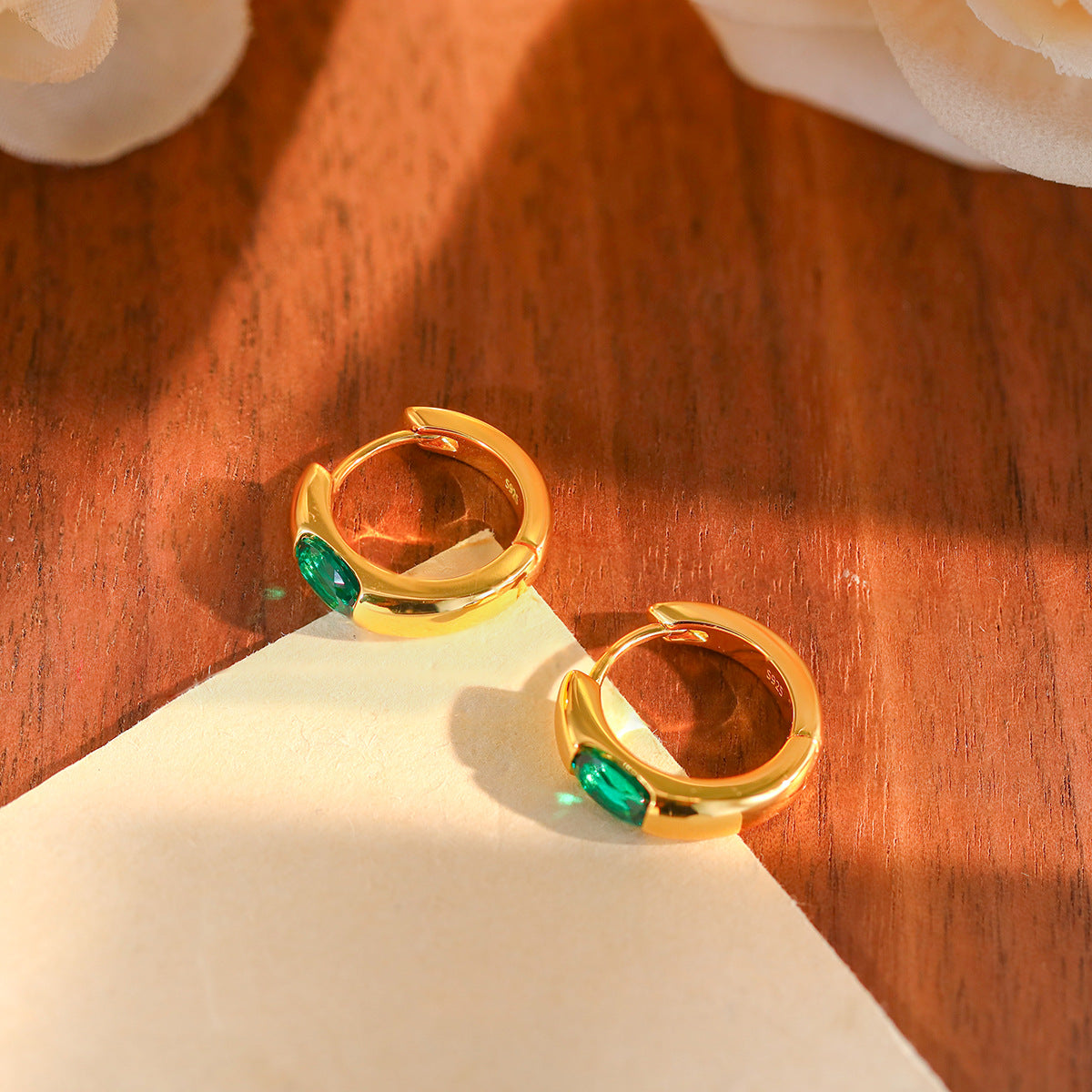 Classic Retro Green Oval Hoop Earrings, S925 Gold-Tone Lab-Grown Emerald product image