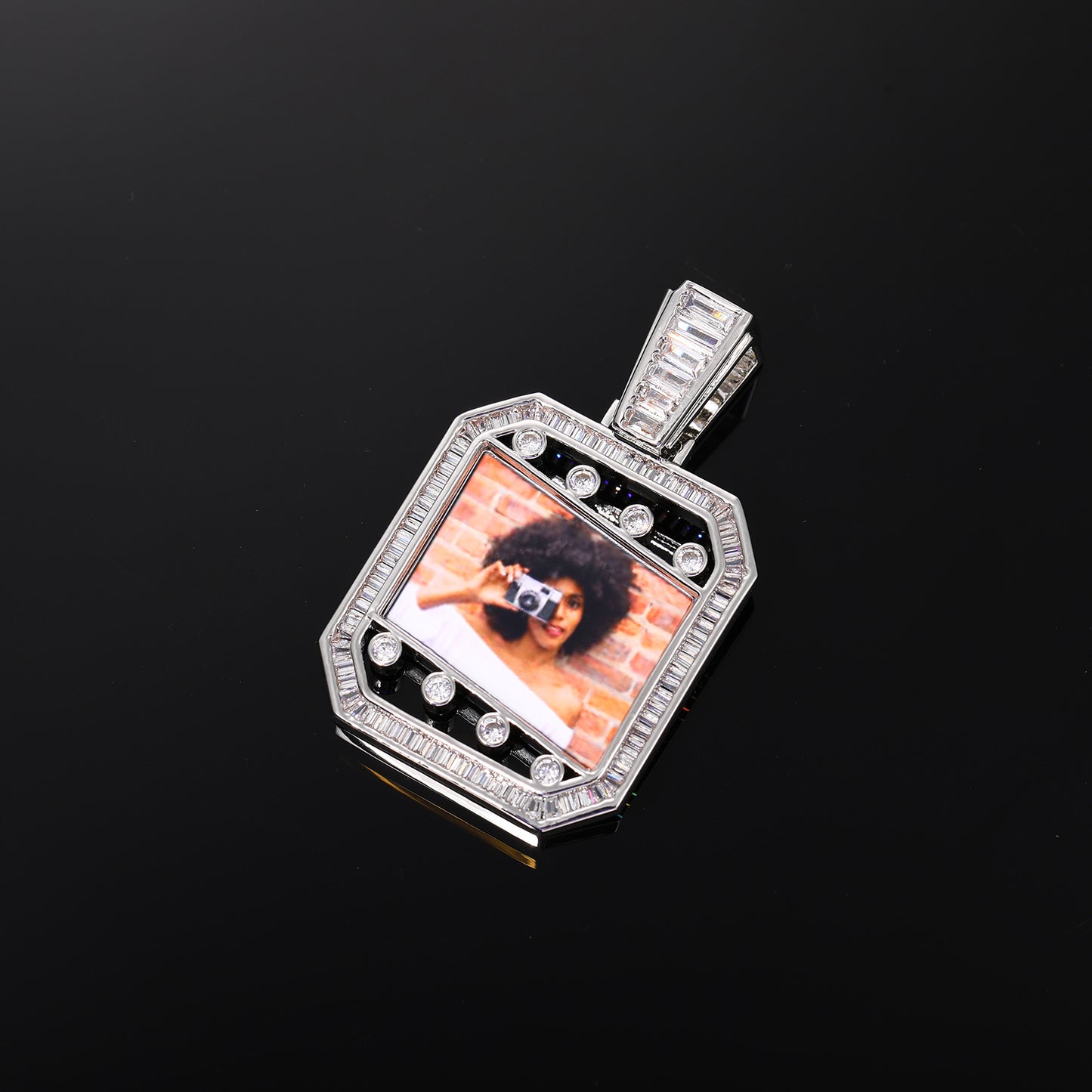 Iced Out Photo Frame Pendant Necklace with Rope Chain, Rectangular Cubic Zirconia Hip Hop Chain for Men product image