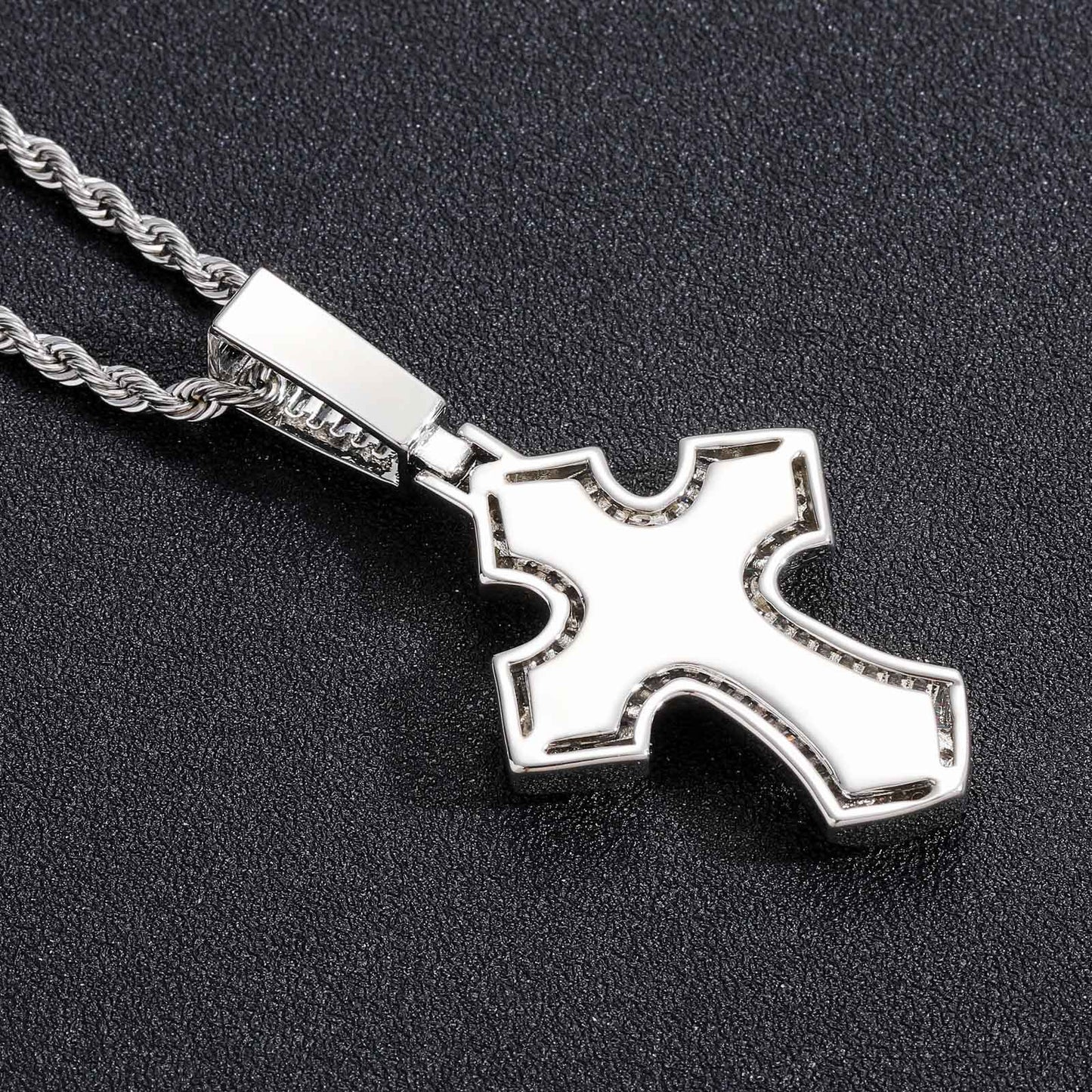 Vintage Light Luxury Cross Square Cubic Zirconia Pendant Necklace for Men and Women