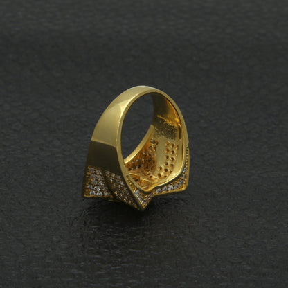 Unisex Star Statement Ring with Cubic Zirconia in Gold or Silver Tone