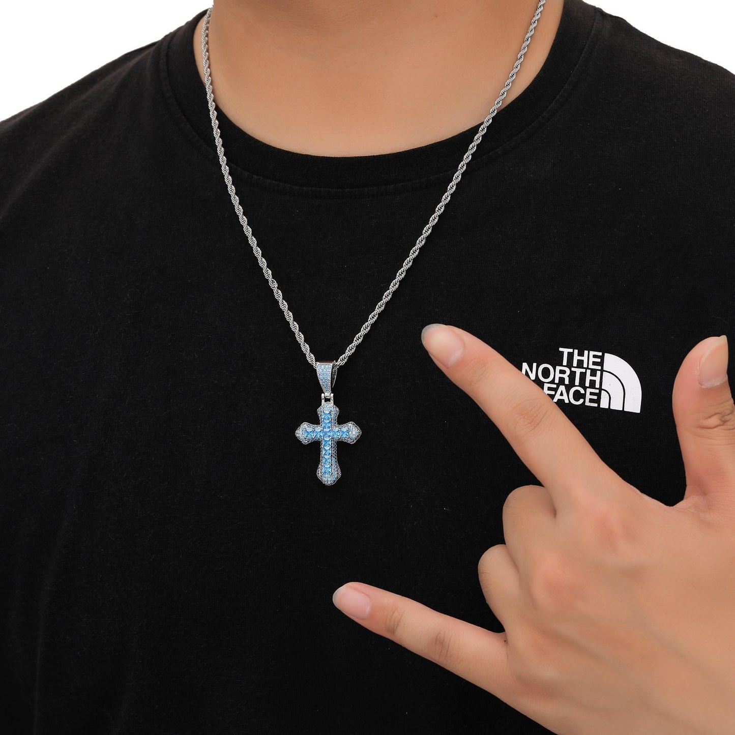 Hip Hop Light Luxury Cross Square Cubic Zirconia Pendant Necklace for Men and Women