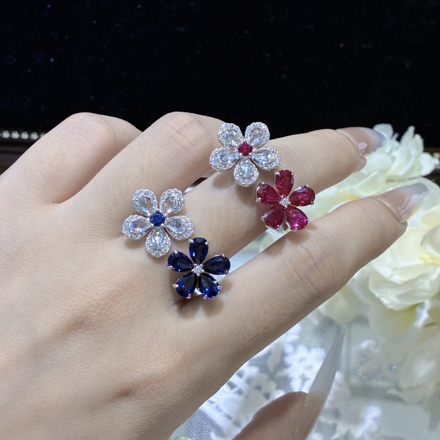 Vintage Flower Ring in 925 Silver, Lab-Grown Gemstone Floral Design product image