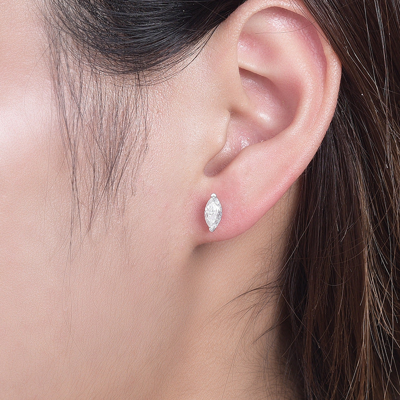 Marquise Moissanite Stud Earrings for Women, 4 x 8 mm, S925, 18K Gold-Plated product image