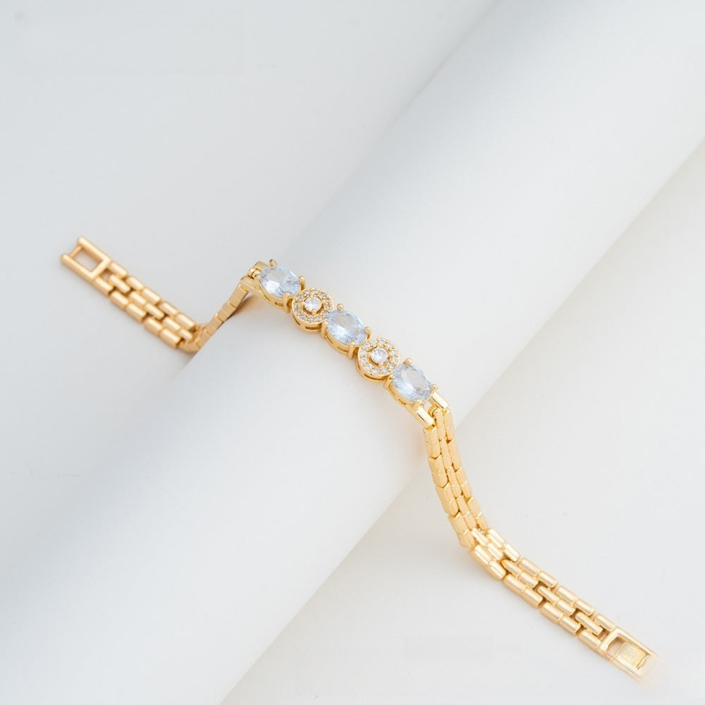 Camellia Heart Bracelet for Women product image