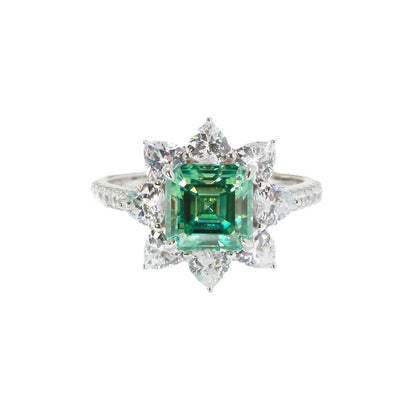 Green Asscher-cut moissanite halo ring in white-gold-plated 925 silver
