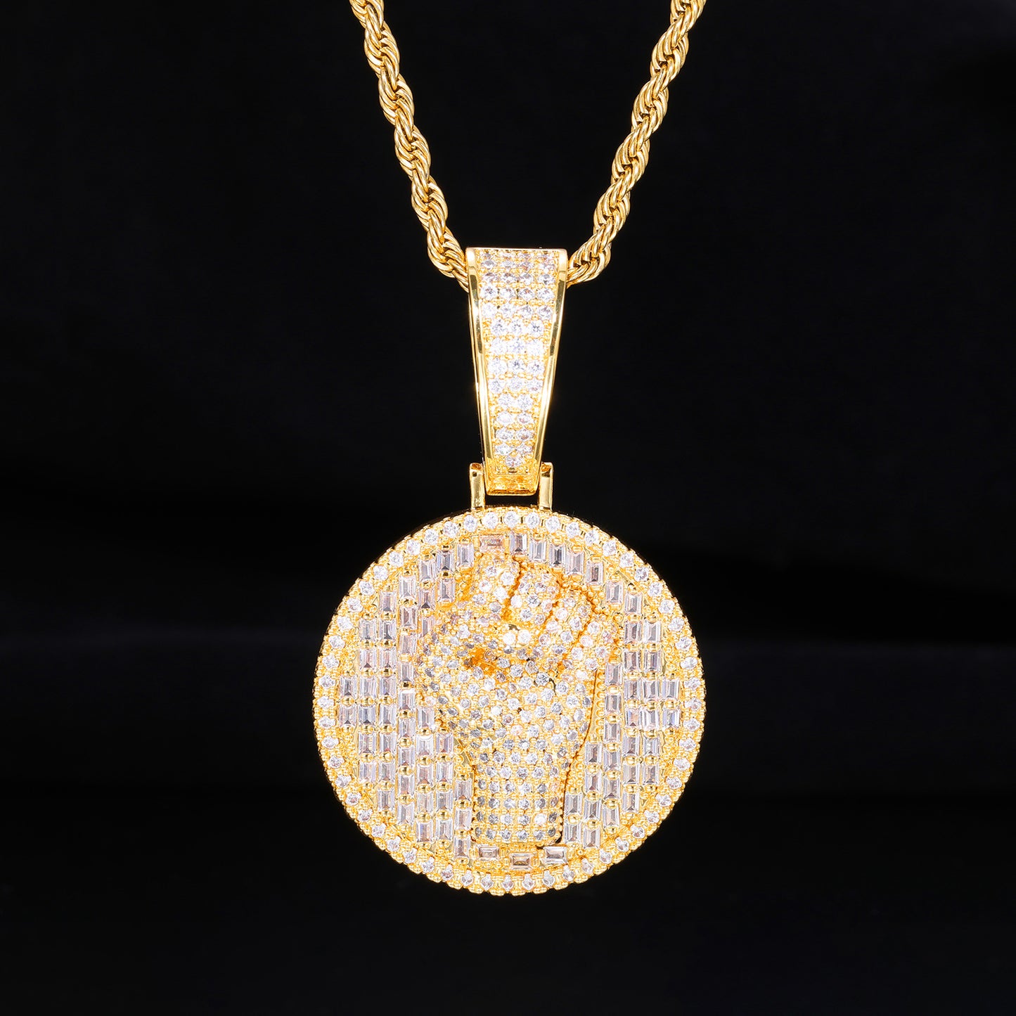 Men's Hip Hop Round Zircon Pendant Necklace with Rope Chain, Geometric Disc Charm product image