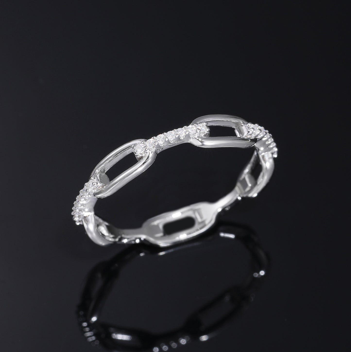 925 Silver Moissanite Chain Link Ring – Geometric Pavé Band for Women and Men product image