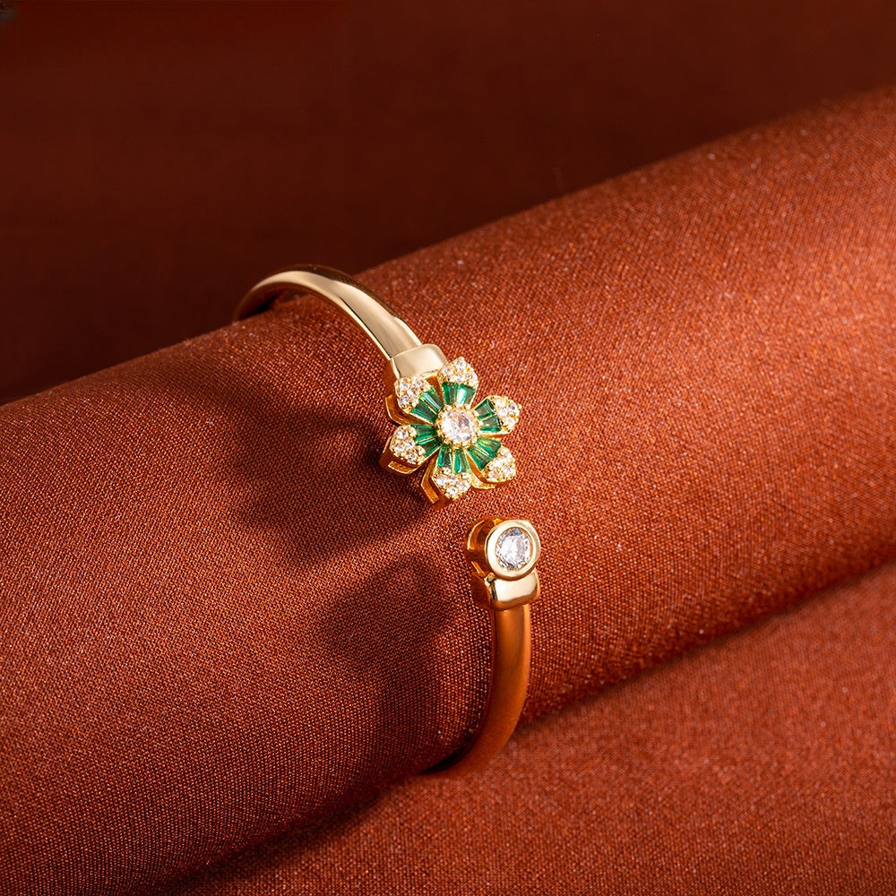 Floral Petal Elegant Bracelet for Women product image