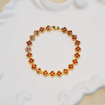 Elegant Petal Flower Bracelet for Women Dainty Luxe Everyday Jewelry
