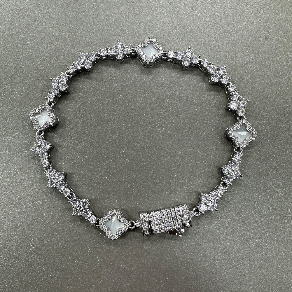 银白色 product image