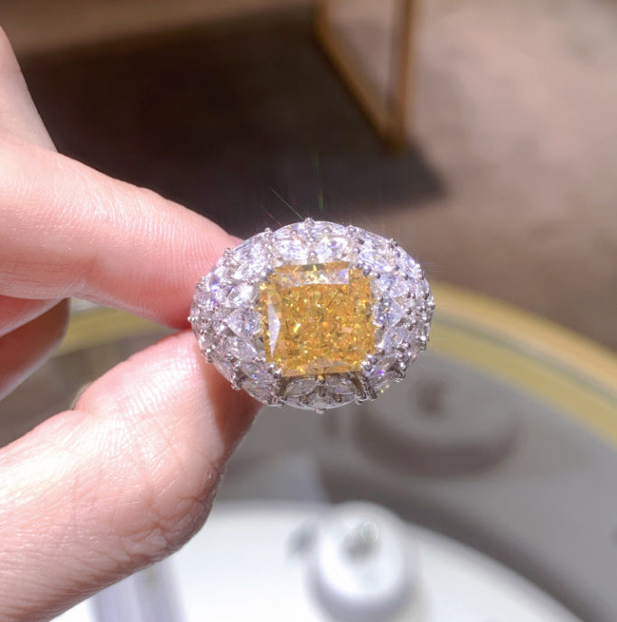 Blue Square Halo Ring for Women, 5 Carat Look, S925 Silver with 18K Gold-Plated Finish product image