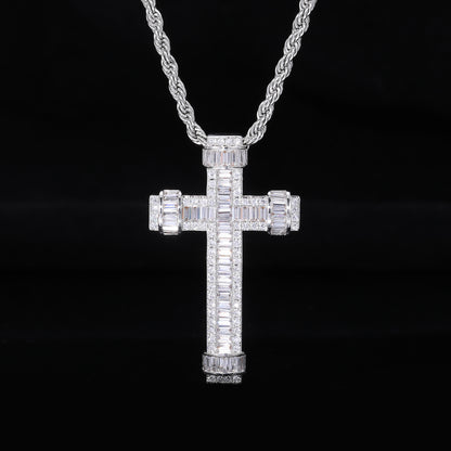 Iced Out Cross Pendant Necklace for Men and Women – Vintage Punk Hip Hop Chain in Gold or Silver Tone