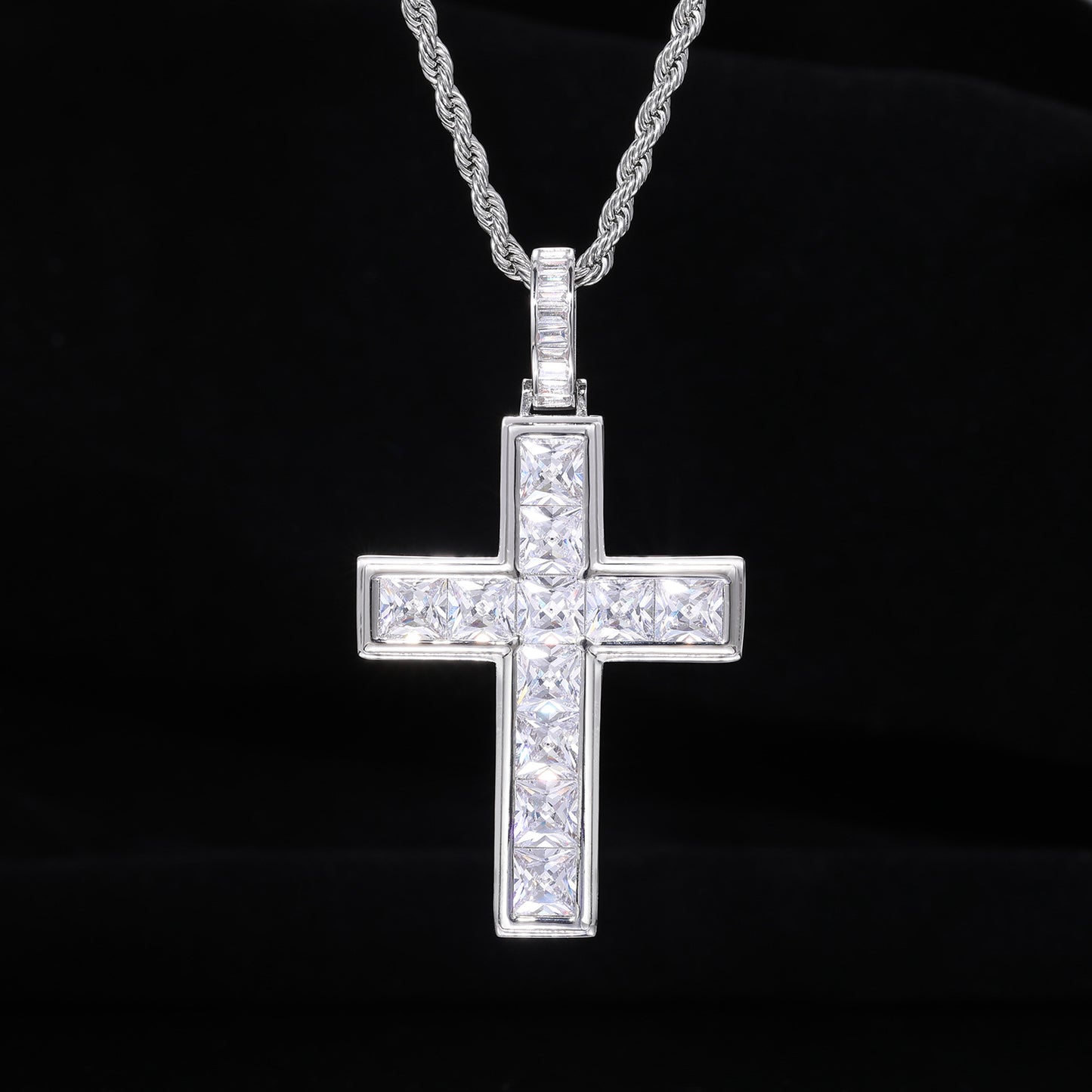 Iced Out Cross Pendant Necklace for Men and Women – Vintage Punk Hip Hop Chain in Gold or Silver Tone product image