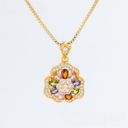 Vintage Teardrop Floral Pendant Necklace for Women Elegant Statement Jewelry