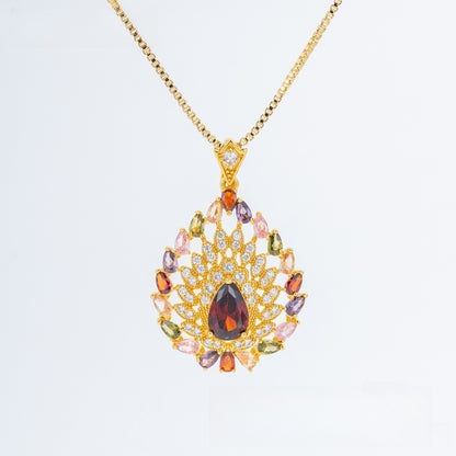 Vintage Teardrop Floral Pendant Necklace for Women Elegant Statement Jewelry