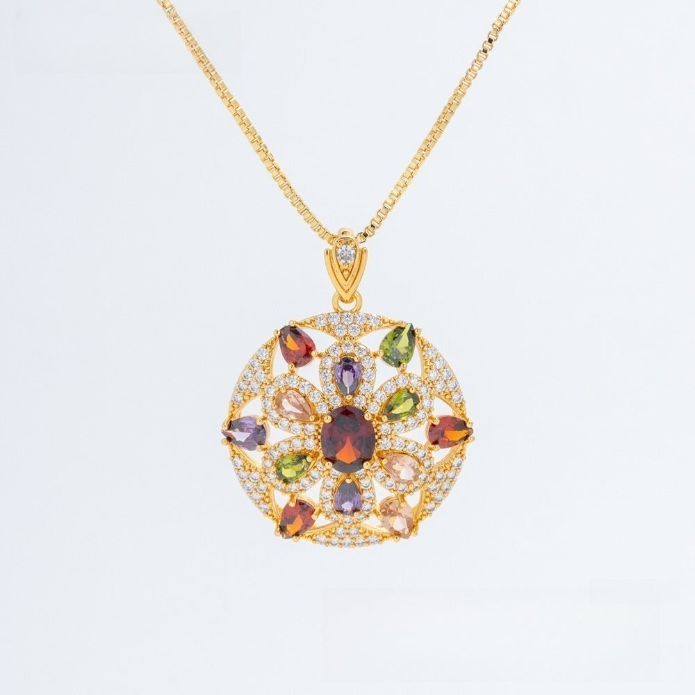 Vintage Teardrop Floral Pendant Necklace for Women Elegant Statement Jewelry product image