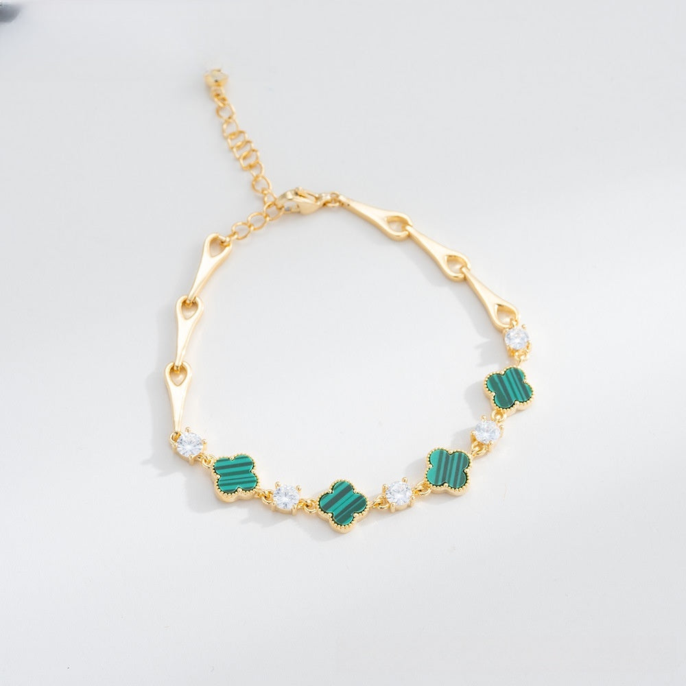 Elegant Four-Leaf Clover Adjustable Bracelet for Women - Gold Plated or Silver Plated Copper Chain Bracelet