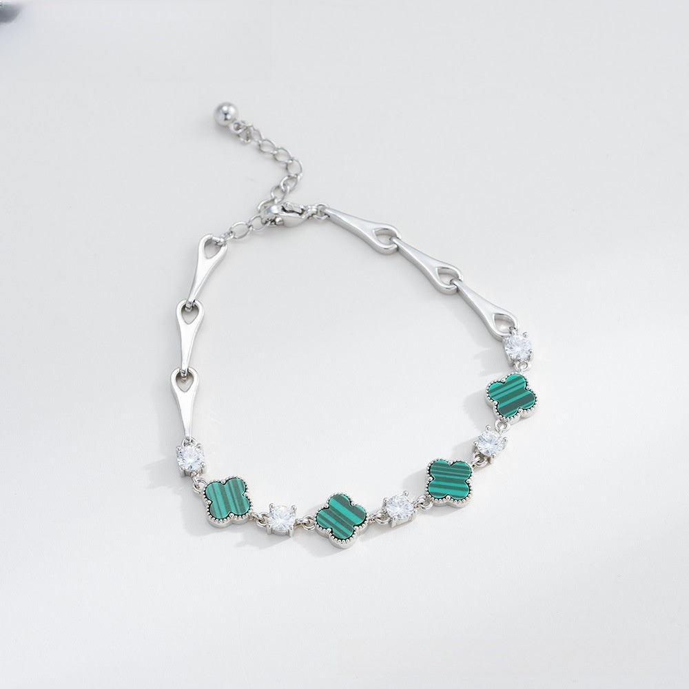 Elegant Four-Leaf Clover Adjustable Bracelet for Women - Gold Plated or Silver Plated Copper Chain Bracelet