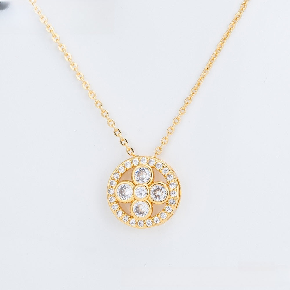 Minimalist Oval Link Pendant Necklace for Women