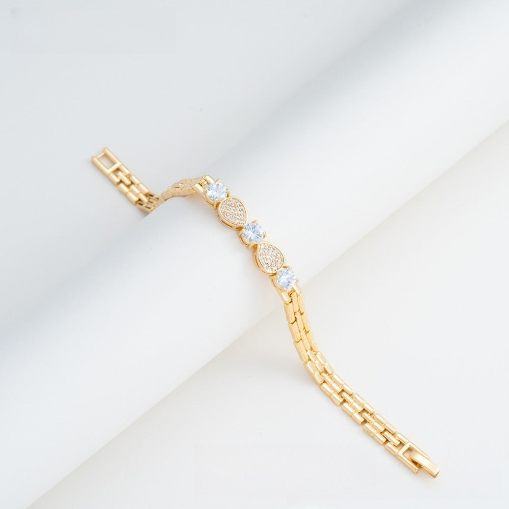 Camellia Heart Bracelet for Women product image
