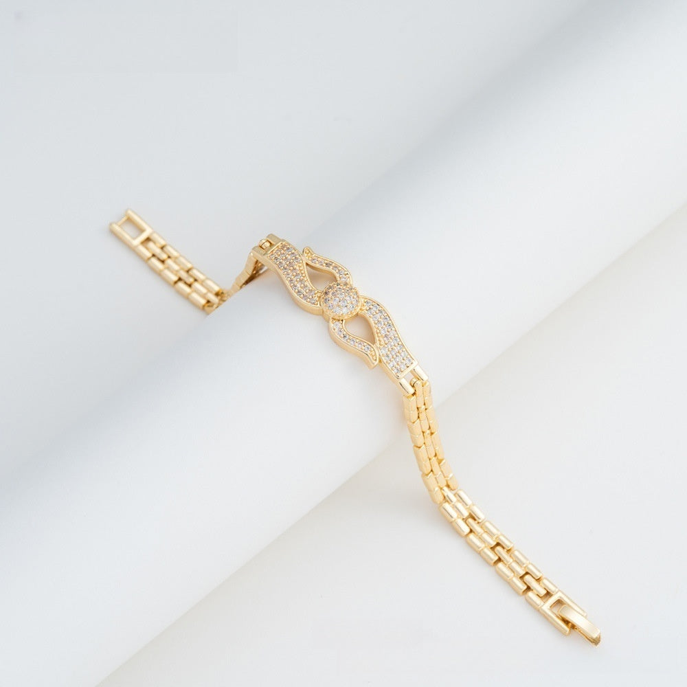 Camellia Link Bracelet for Women product image