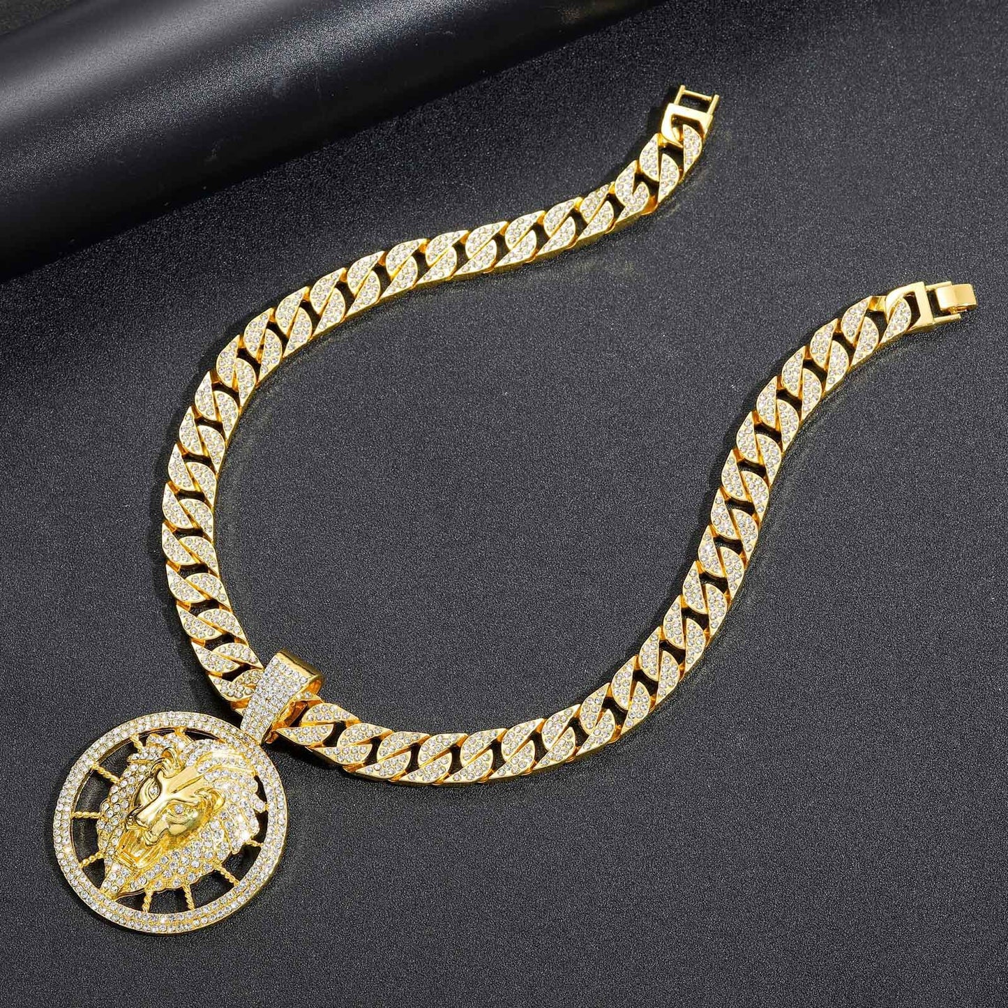Hip Hop Cuban Link Alloy Bracelet for Men and Women