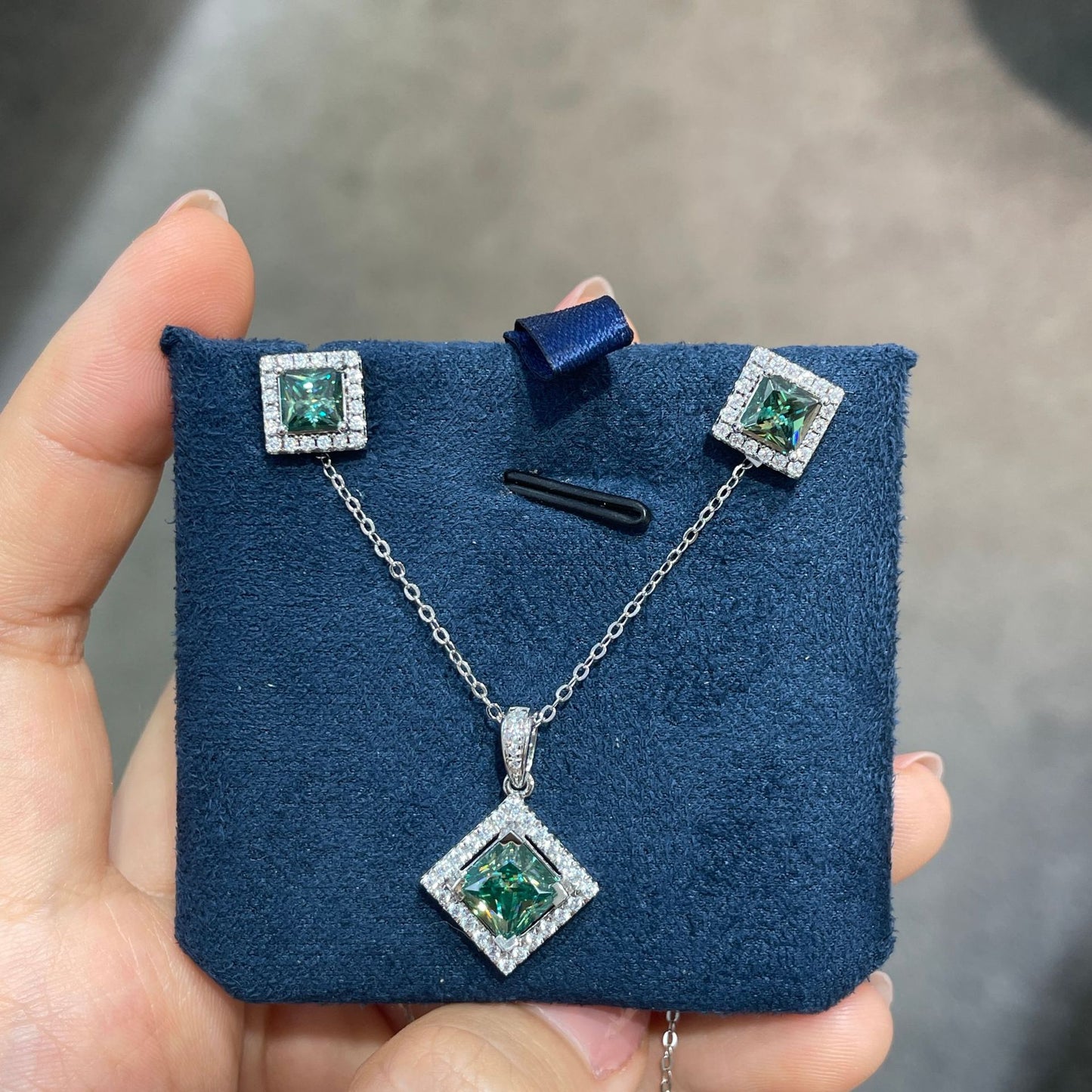 925 Silver Moissanite Geometric Pendant Necklace for Women product image
