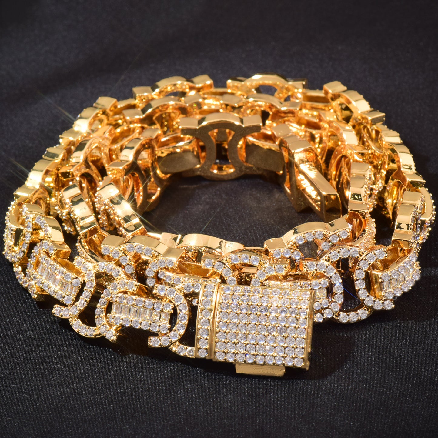 Iced Out Hip Hop Chain Necklace